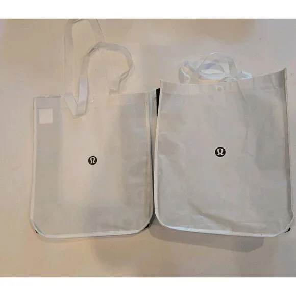 Lot Of 7 Lululemon Large Tote 5 Black 2 White‎ 1 Be All In Black White 14x16x6 - Picture 4 of 4